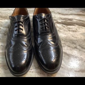 Men’s black shoes